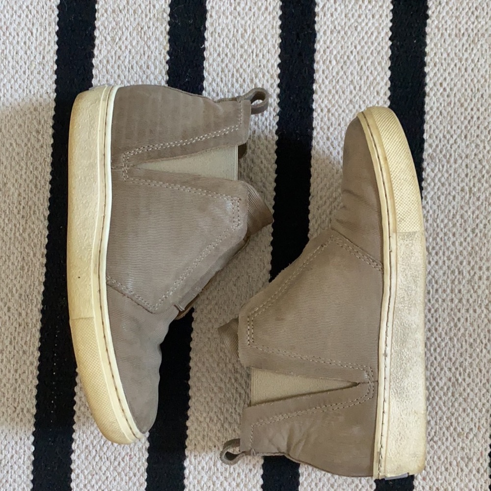 MJUS Mason High Top Taupe Sneaker